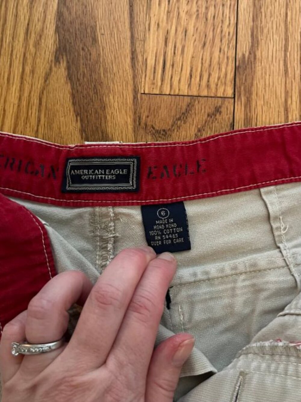 American Eagle Women's Shorts - Picture 3 of 5